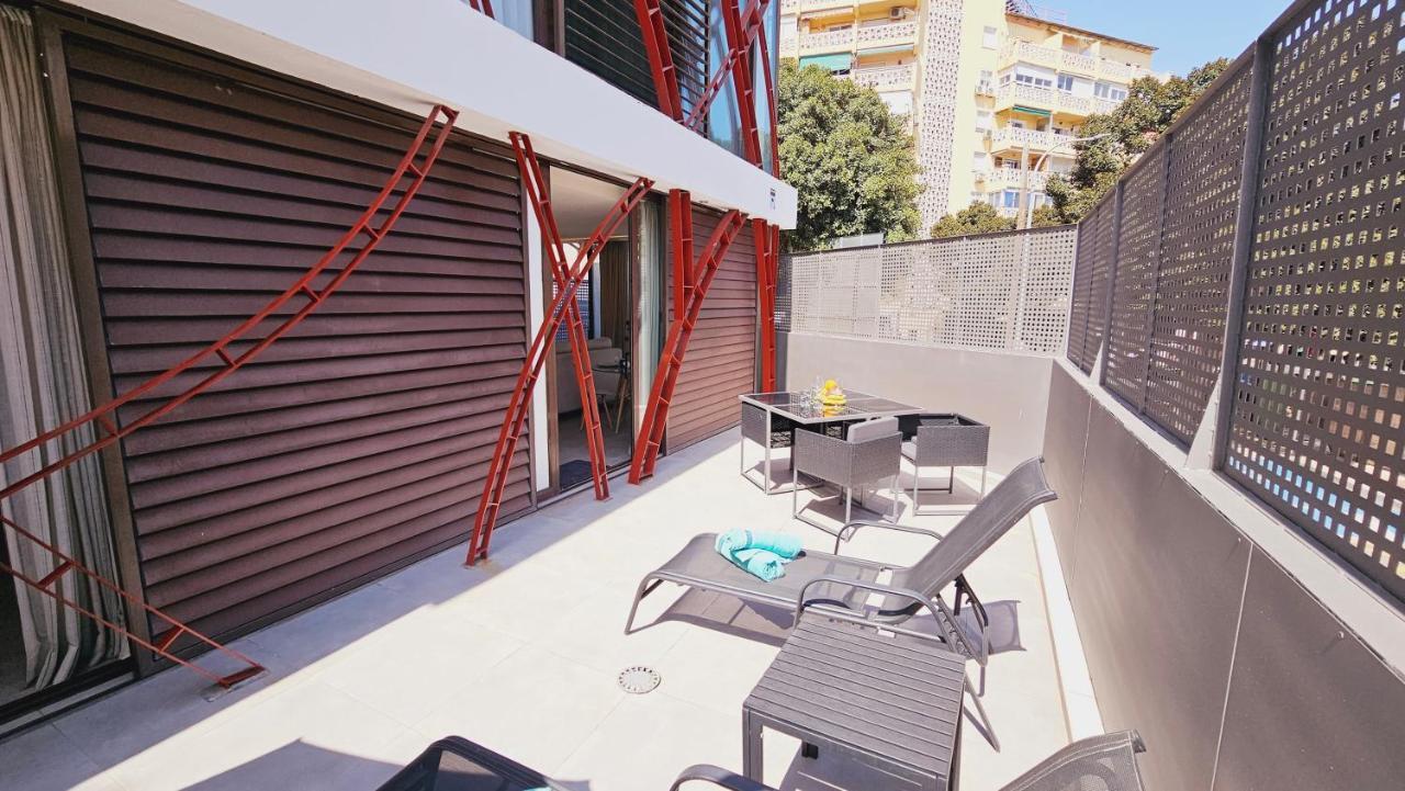 Nogalera Quintessence Apartment With Private Parking By Namaste Elite ตอร์เรโมลิโนส ภายนอก รูปภาพ