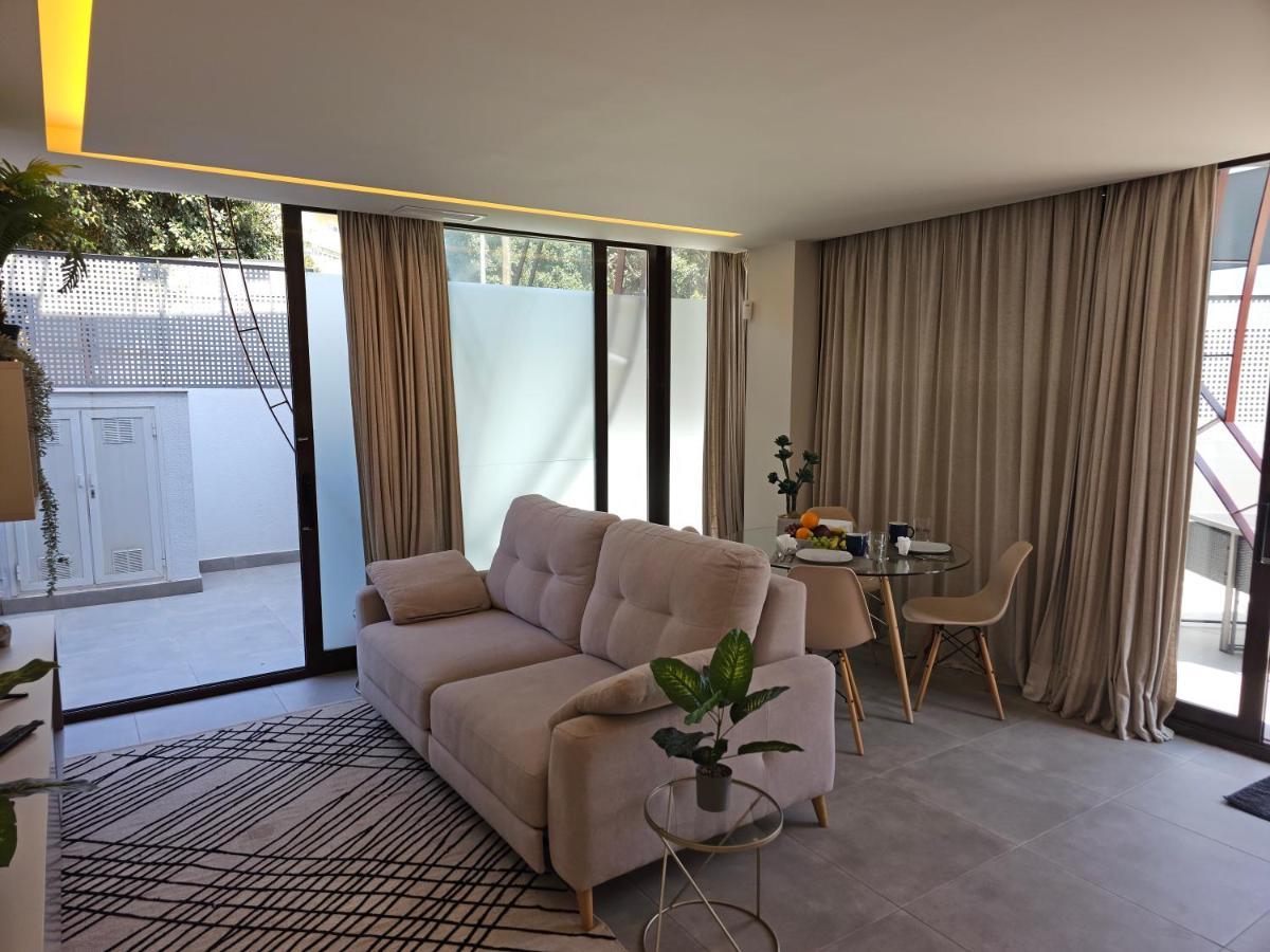 Nogalera Quintessence Apartment With Private Parking By Namaste Elite ตอร์เรโมลิโนส ภายนอก รูปภาพ